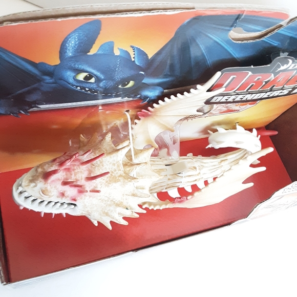 Dreamworks Dragons Defenders of Berk Screaming Death Dragon Action Figure - Picture 4 of 10
